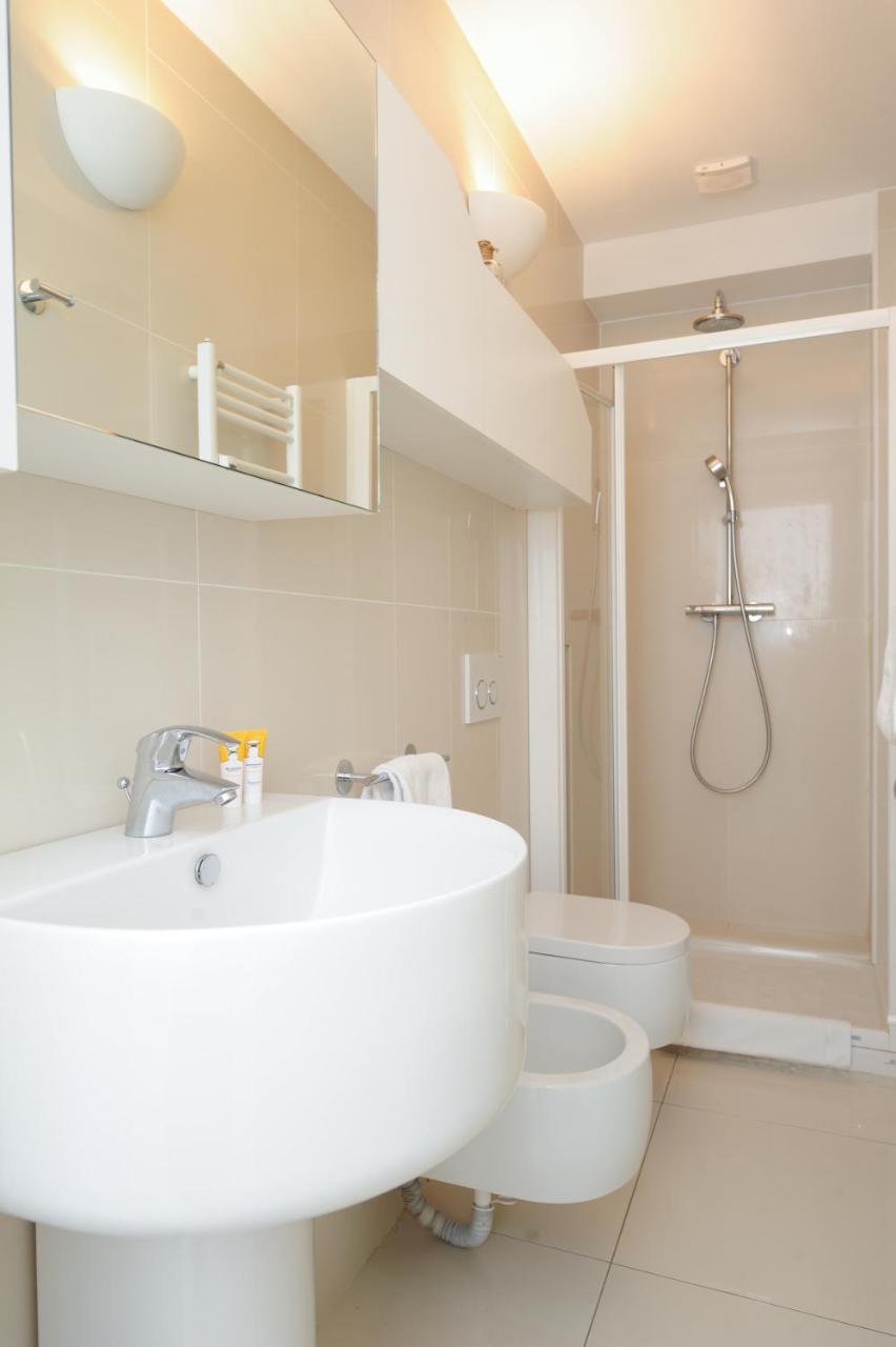 La Suite Des Anges Res. Negresco Five Stars Holiday House Nice Exteriör bild